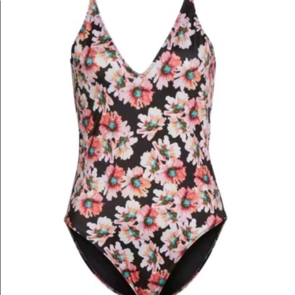 Nordstrom Leith NWT Floral Large Swim Suit